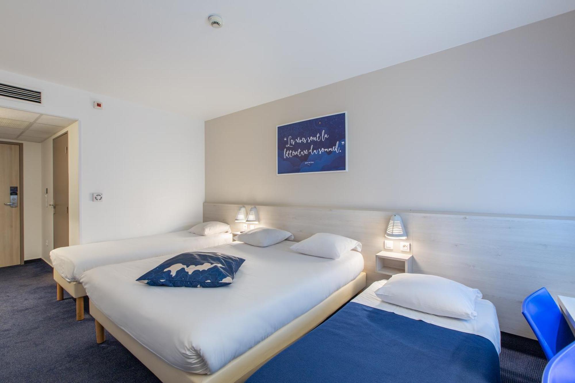 Ace Hotel Le Mans Saint Saturnin Bagian luar foto