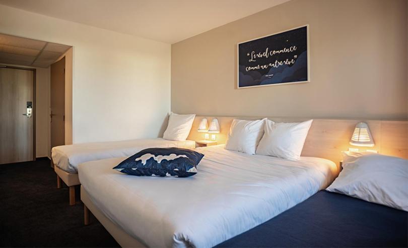 Ace Hotel Le Mans Saint Saturnin Bagian luar foto