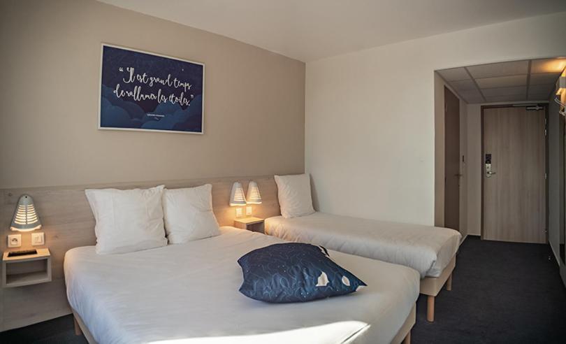 Ace Hotel Le Mans Saint Saturnin Bagian luar foto
