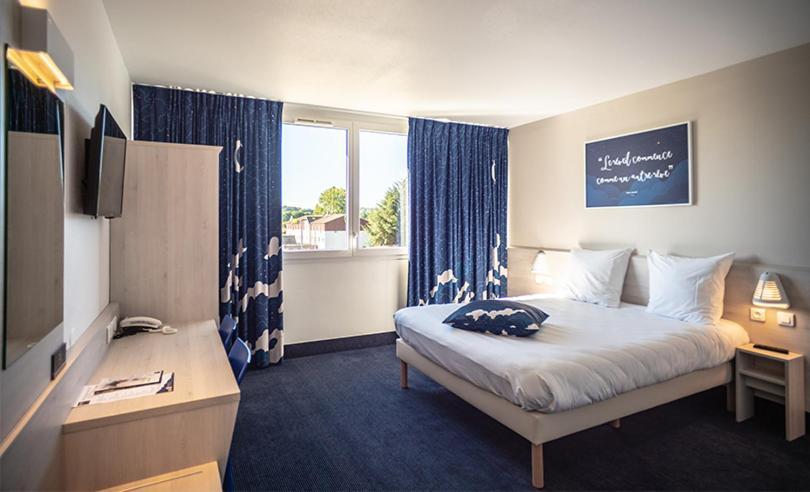 Ace Hotel Le Mans Saint Saturnin Bagian luar foto